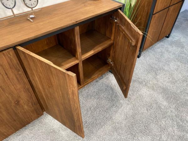 Sideboard / Anrichte "Loft" 200 x 40 x 90 cm aus recyceltem Altholz mit Rohstahlgestell