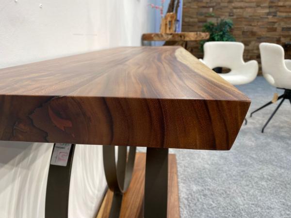 Sideboard aus Holz