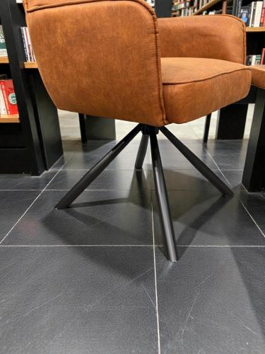 Esszimmerstuhl drehbar cognac