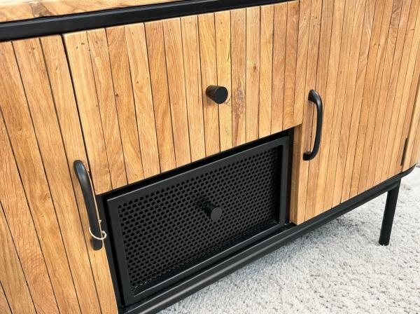 TV-Board aus Eiche Manhattan