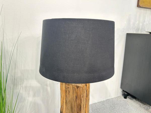 Tischlampe Block aus Massivholz