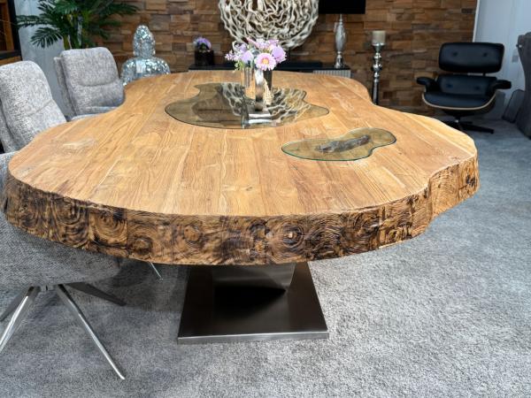 Ungewöhnlicher Esstisch aus Vollholz Fusion Unikat Holz