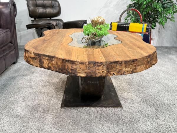 Couchtisch vollholztisch fusion baumkantentisch