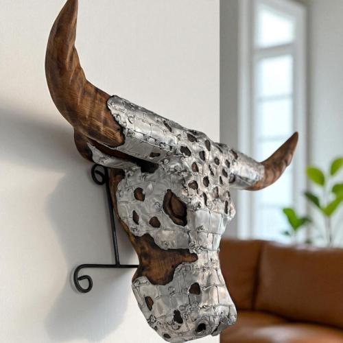 Stierkopf-Skulptur-aus-Holz-Wanddeko