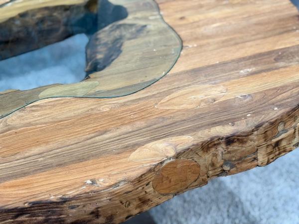 Couchtisch vollholztisch fusion baumkantentisch