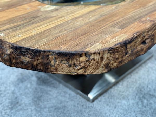 Couchtisch vollholztisch fusion baumkantentisch