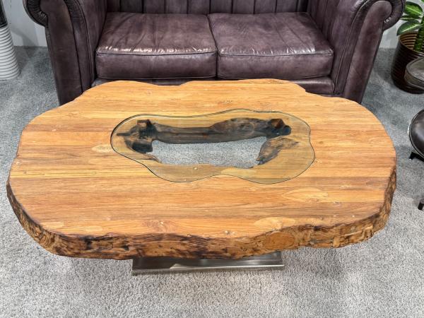Couchtisch vollholztisch fusion baumkantentisch