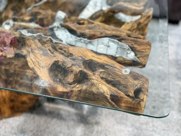Baumwurzel Couchtisch Root aus Teakholz