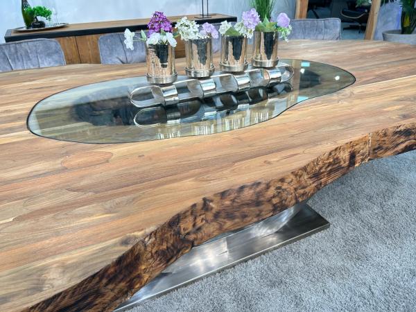 Außergewöhnlicher Esstisch 300 cm Fusion Vollholz massiv