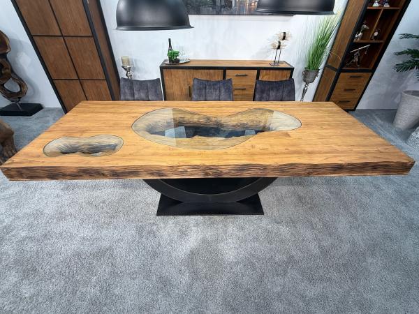Massiver Teakholztisch mit Halbmond Stahlfuss 250cm