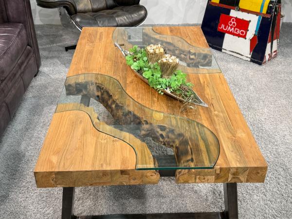 Holz Wohnzimmertisch mit Glasdetails, 140x80x45 cm.