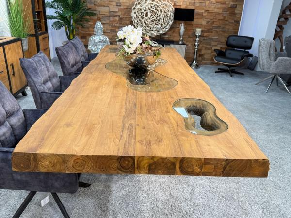 Massiver Teakholztisch mit Halbmond Stahlfuss 300 cm