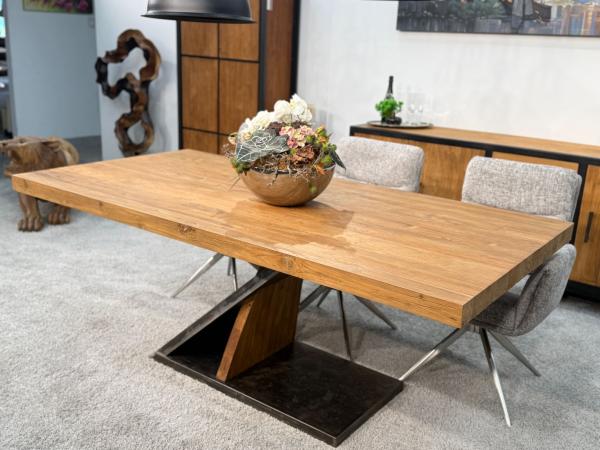 Esstisch Massivholztisch mit Z-Fuß Deep Island