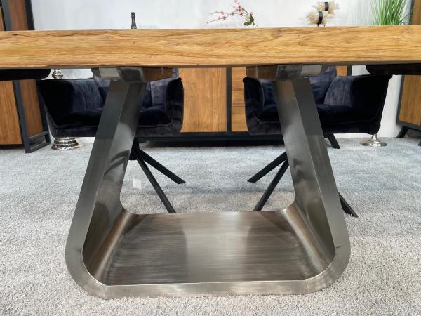 Esstisch / Massivholztisch "Deep Island U ca. 200 x 99,5 x 78 cm aus recyceltem Altholz