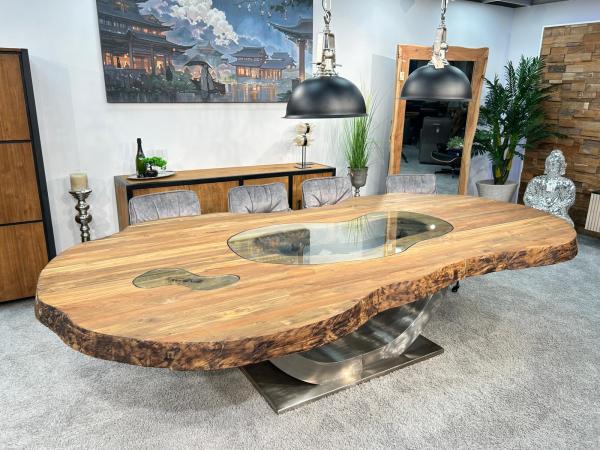 Außergewöhnlicher Esstisch 300 cm Fusion Vollholz massiv