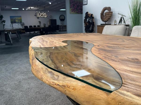 Baumscheiben Esstisch "Lakeside" aus massivem Suarholz