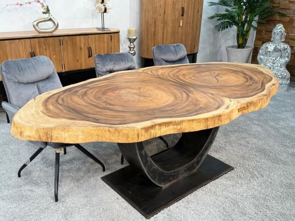 Baumscheiben Esstisch "Lakeside" aus massivem Suarholz