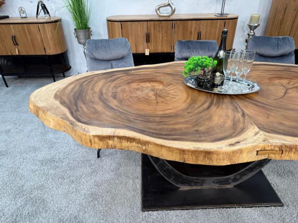 Baumscheiben Esstisch "Lakeside" aus massivem Suarholz