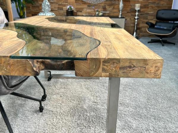 Moderner Esszimmertisch Landscape aus Altholz Holz eckig massiv Esszimmerideen