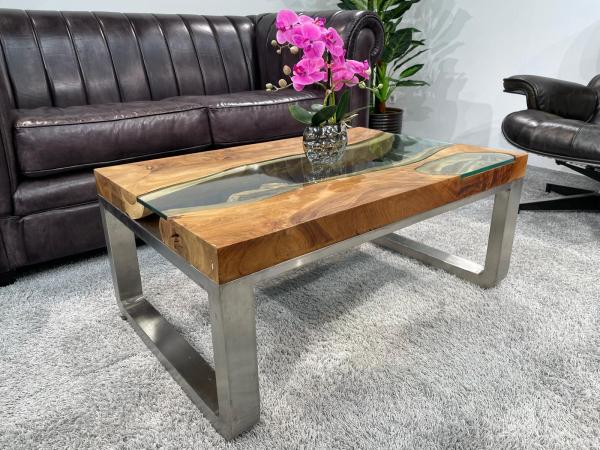Handgefertigter Wohnzimmertisch aus massivem Teakholz 90cm