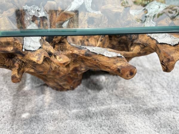 Baumwurzel Couchtisch Root aus Teakholz