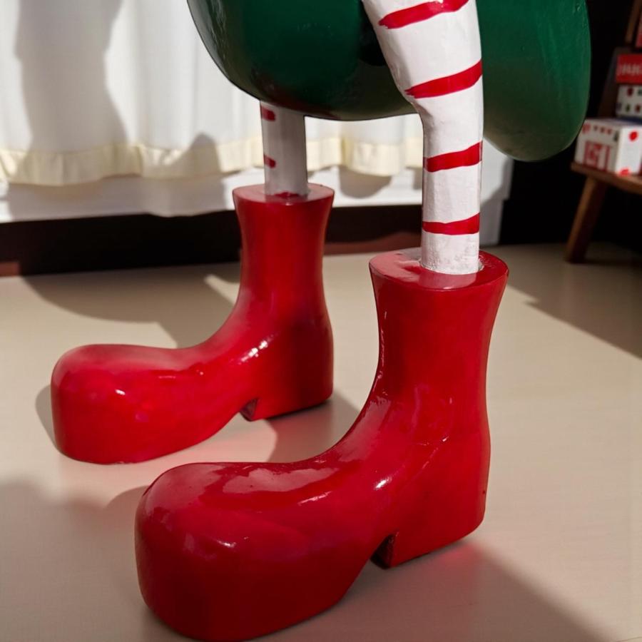 Dekoration aus Holz Ente in grünen Weihnachtsanzug