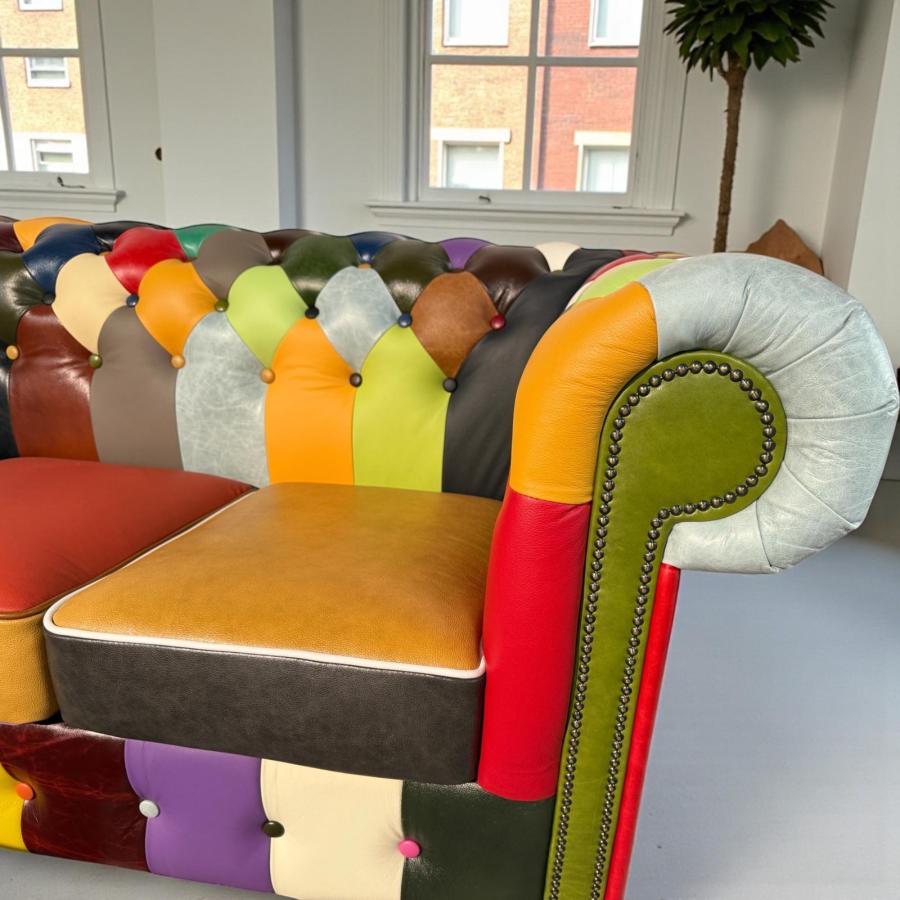 Couch 3-Sitzer Chesterfield aus buntem Echtleder