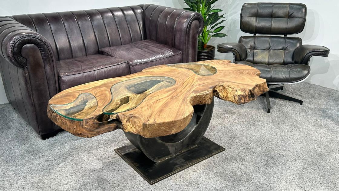 Couchtisch "Expression Suar", ca. 142 x 58-76 x 50 cm, aus massiven Baumscheiben mit Glaseinlagen