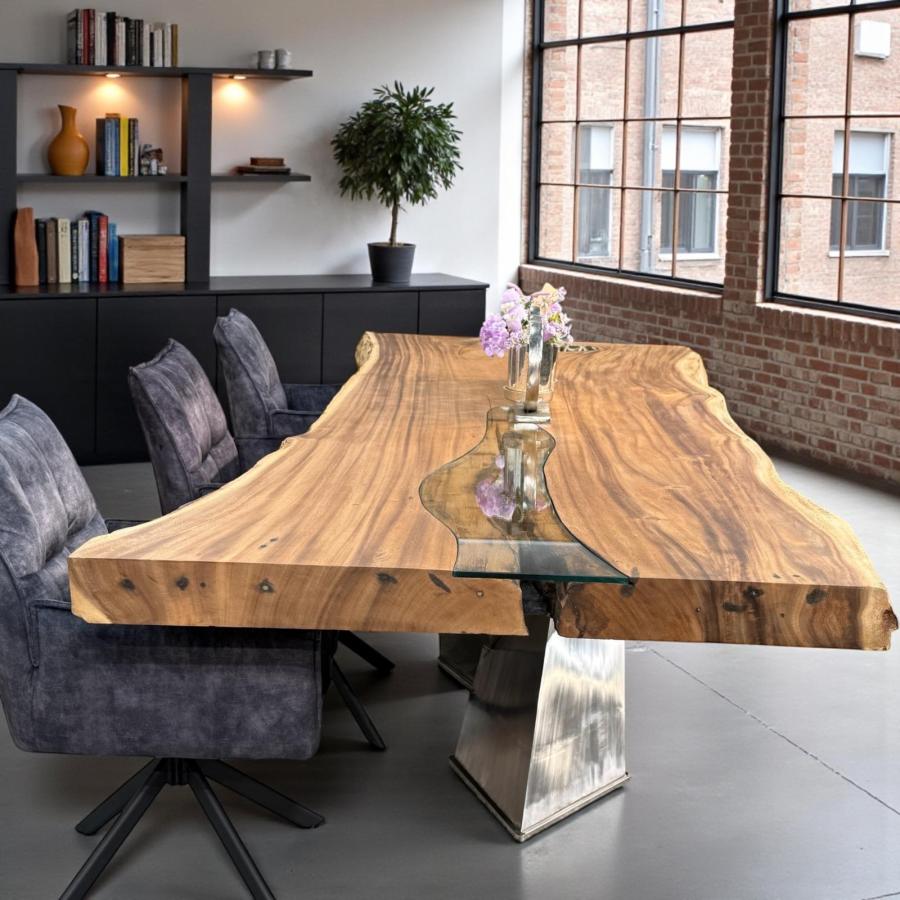 Baumscheiben Esstisch "Lakeside" aus massivem Suarholz