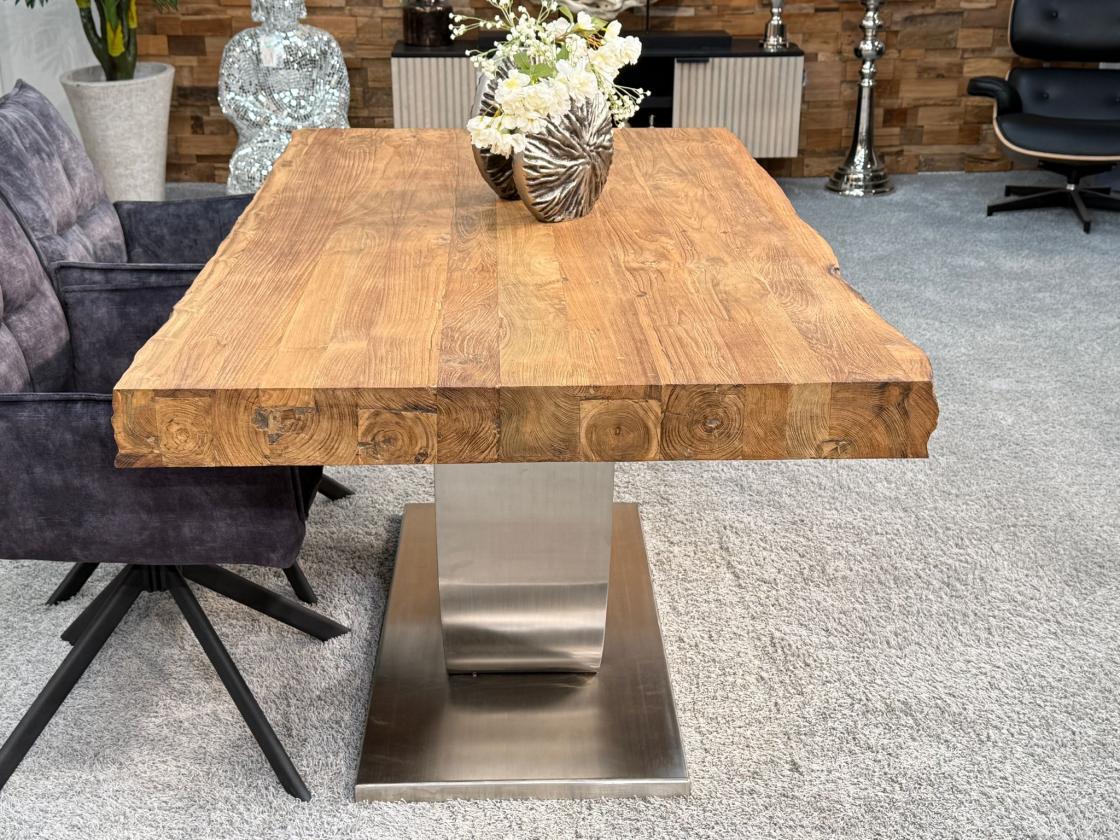 Esstisch aus Massivholz mit Edelstahlfuss 160cm