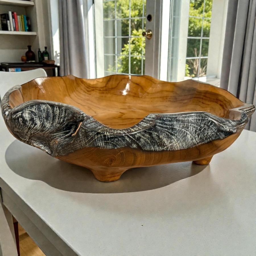 Holzschale Ailice aus Teakholz mit schwarz/silbernem Rand