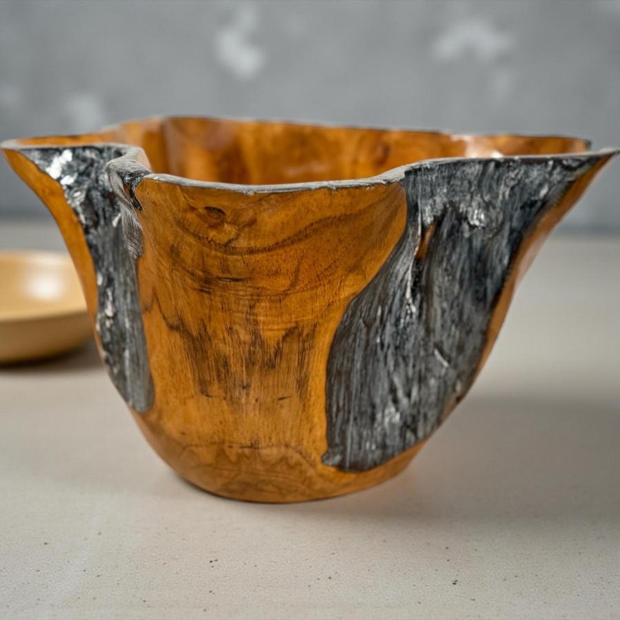 Schale aus Holz Verena Teakholz Handarbeit
