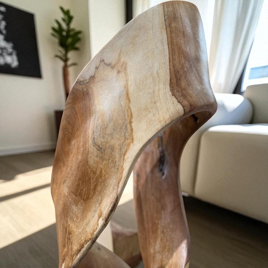 Holzskulptur Aufsteller Baumstamm 3D-Optik