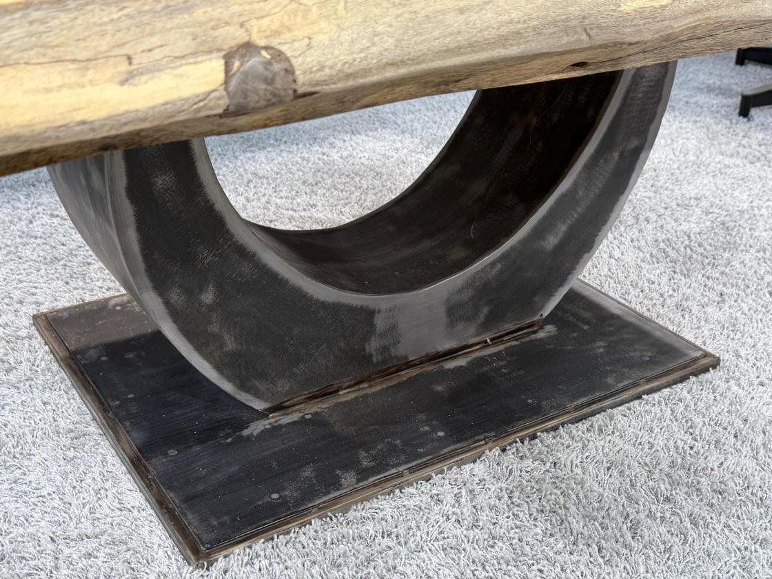 Baumstamm-Couchtisch aus Tamarindenholz, rechteckig