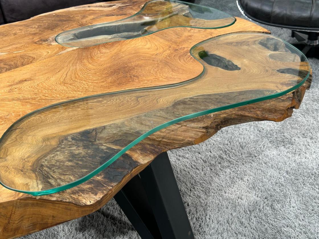 Baumstamm Couchtisch Lakeside mit Glas 120 cm