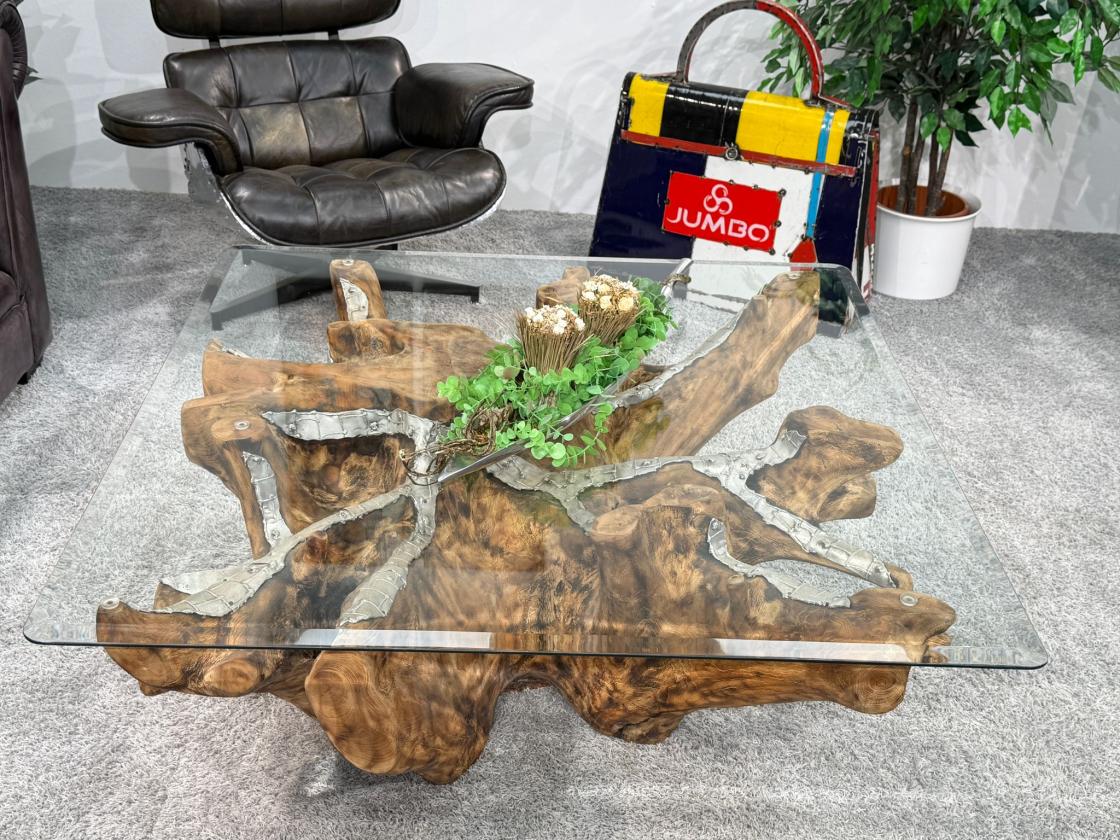 Baumwurzel Couchtisch Root aus Teakholz