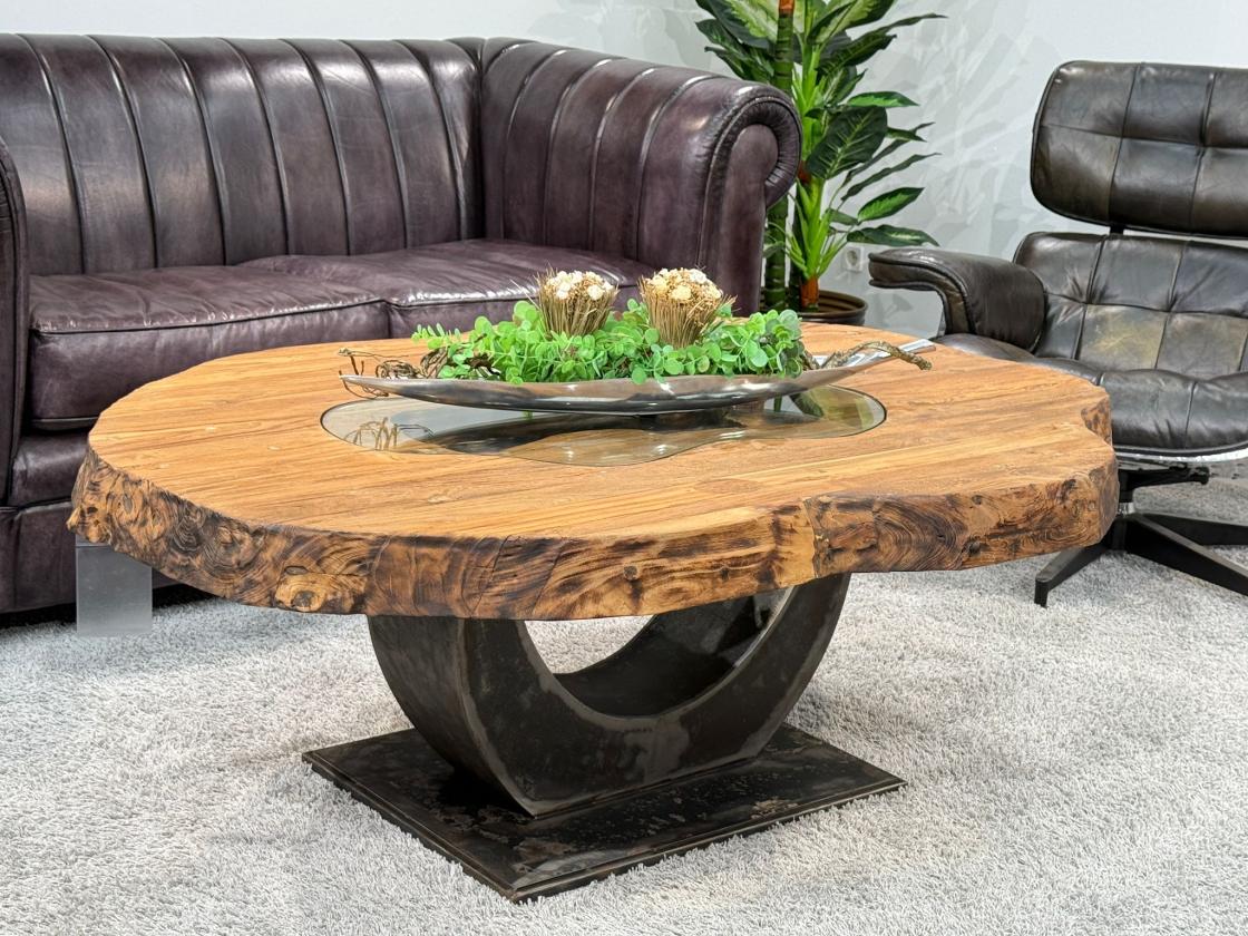 Beeindruckender Couchtisch Fusion aus Massivholz