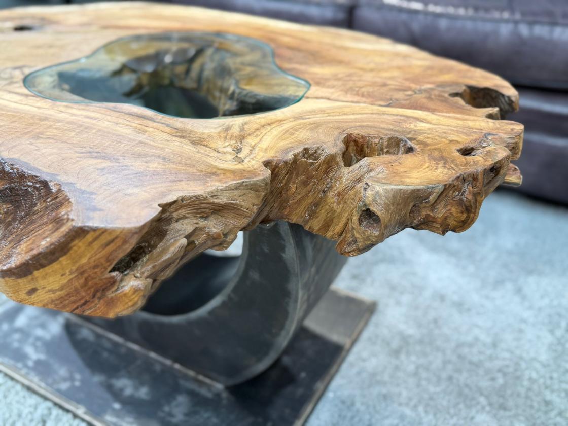 Besonder Couchtisch Expression aus holz Baumscheibe Baumstamm