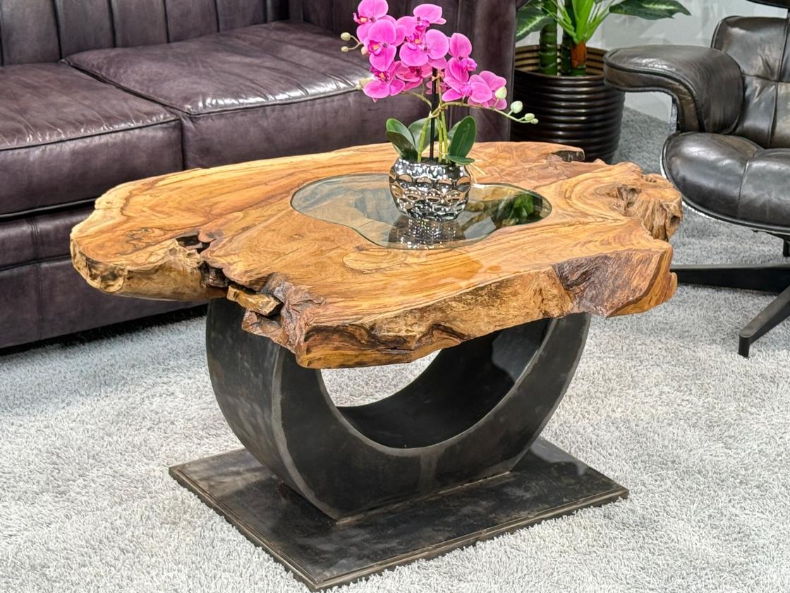 Besonder Couchtisch Expression aus holz Baumscheibe Baumstamm