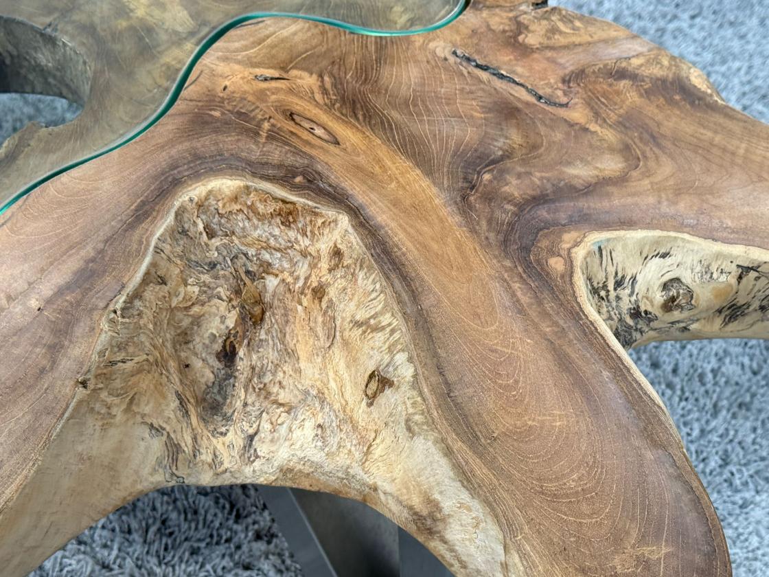 Teakholz-Couchtisch mit Glasplatte, organische Form
