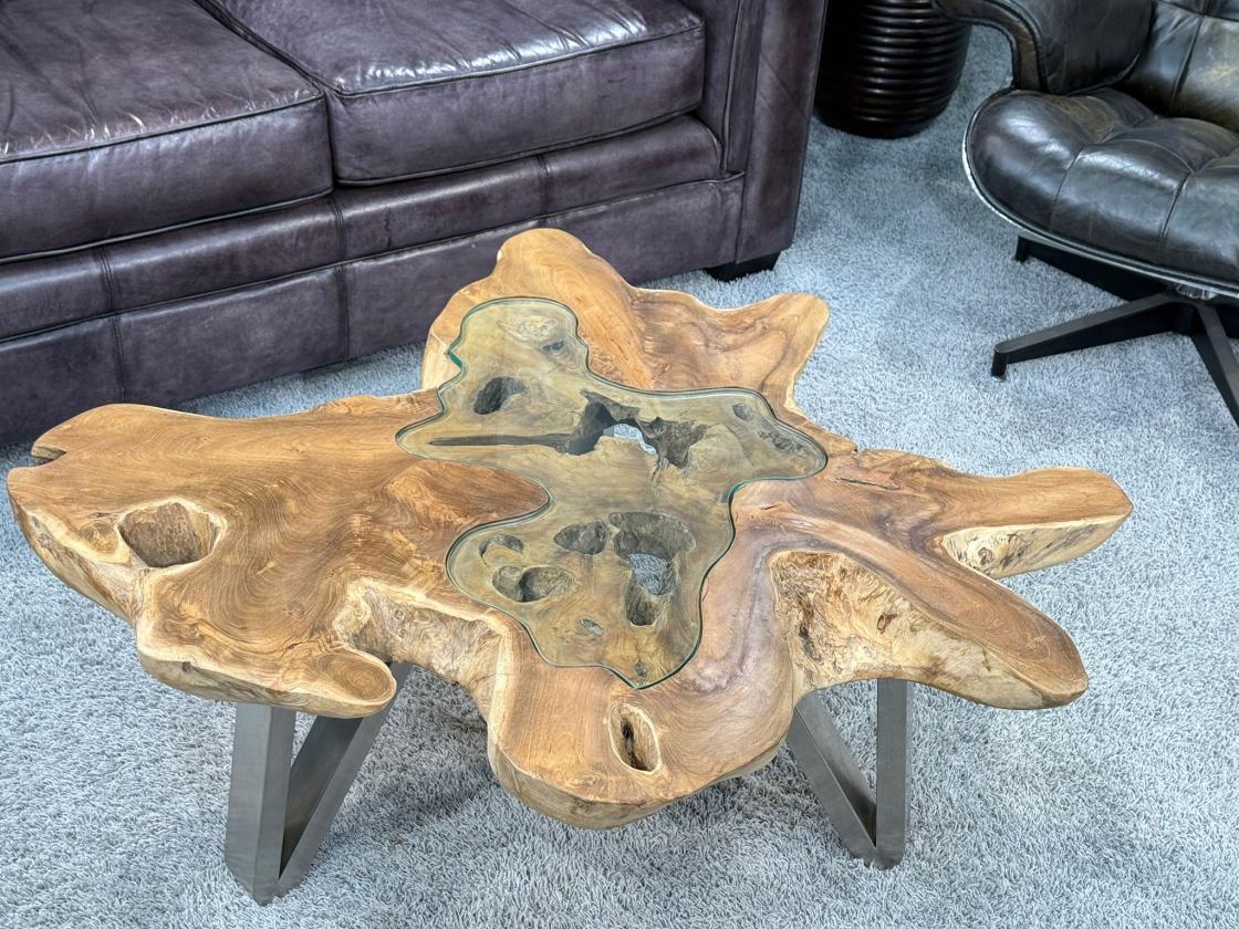 Couchtisch aus Teakholz mit Glas, ca. 110x98x39 cm