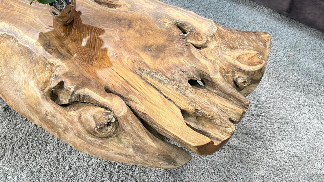 Couchtisch aus Teakholz mit Glasplatte, ca. 120x69x41 cm.