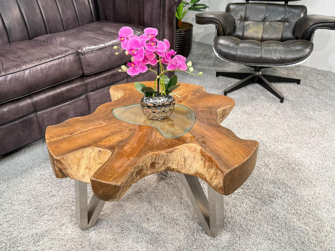 Couchtisch aus einem massiven Baumstamm Teakholz