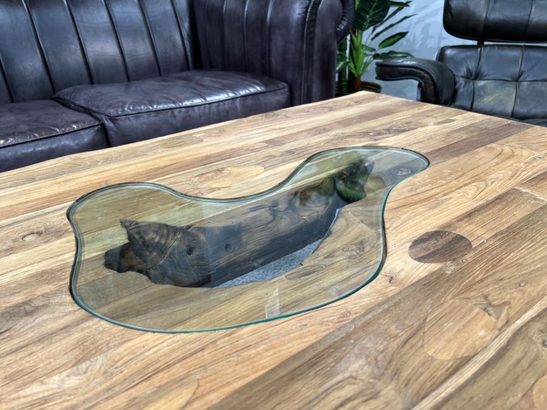 Couchtisch "Deep Island" ca. 120 x 82 x 50 cm aus recyceltem Altholz mit Edelstahlgestell in Halbmondform und Glaseinlage