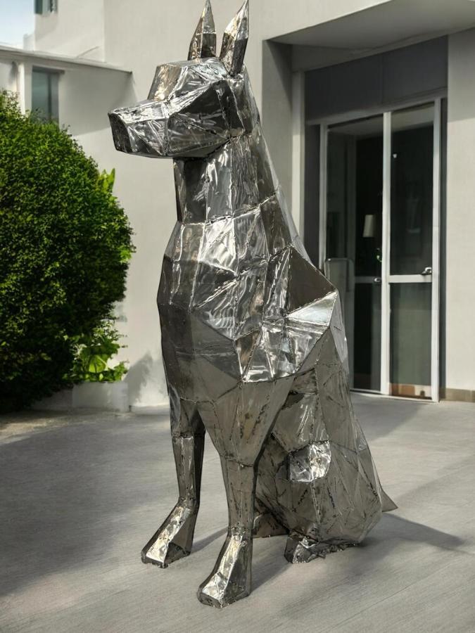 Skulptur Hund aus Eisen 120 cm
