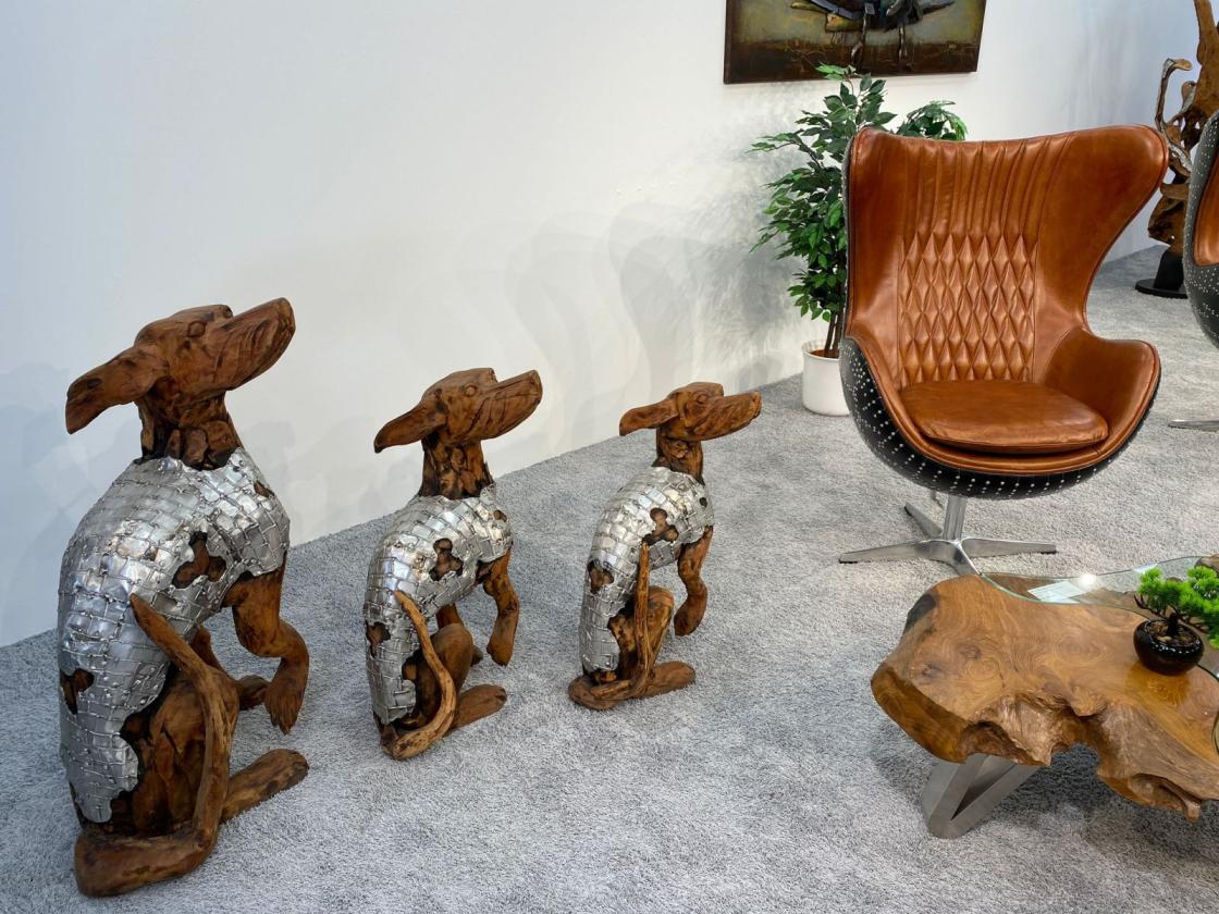 Deko Sitzender Hund 100 cm aus Holz und Aluminium