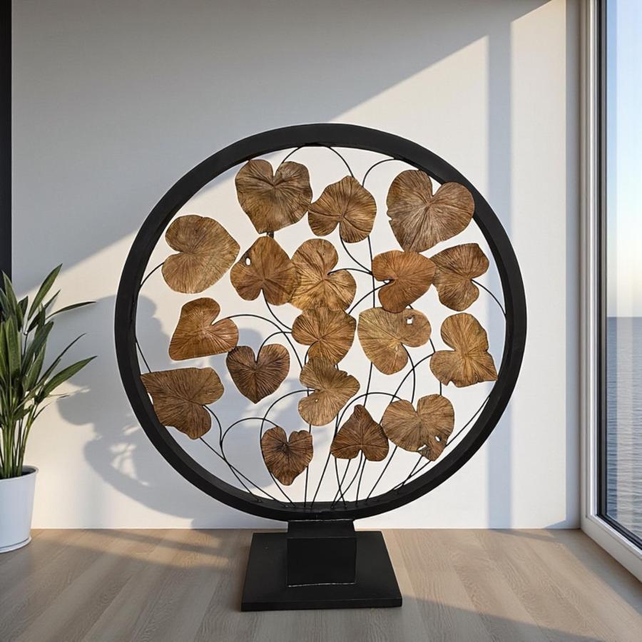Dekoration Leaves aus Holz mit Stahl freistehend