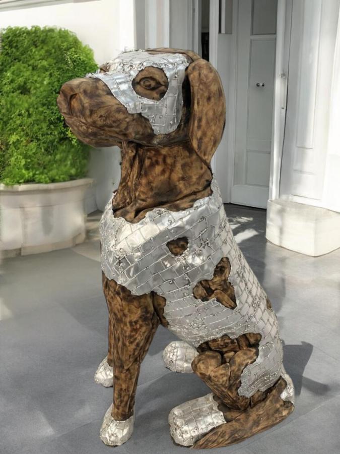 Deko Sitzender Hund 100 cm aus Holz und Aluminium