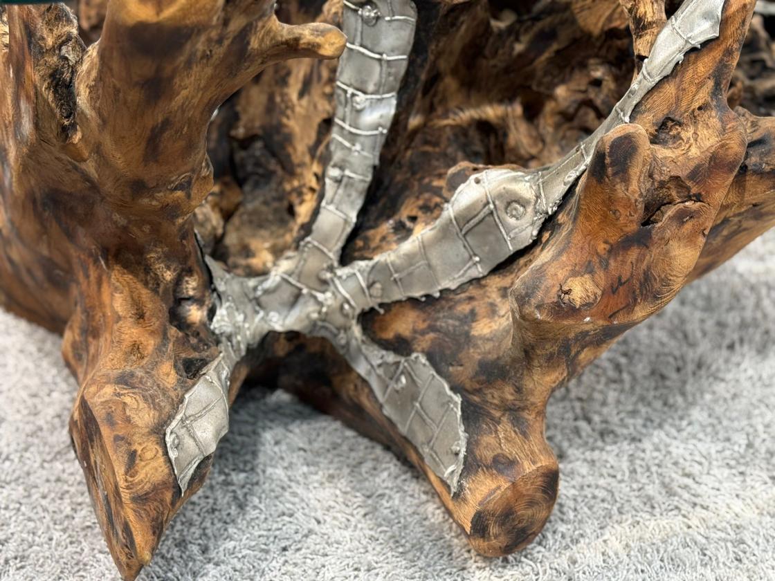 Baumwurzel Couchtisch Root aus Teakholz