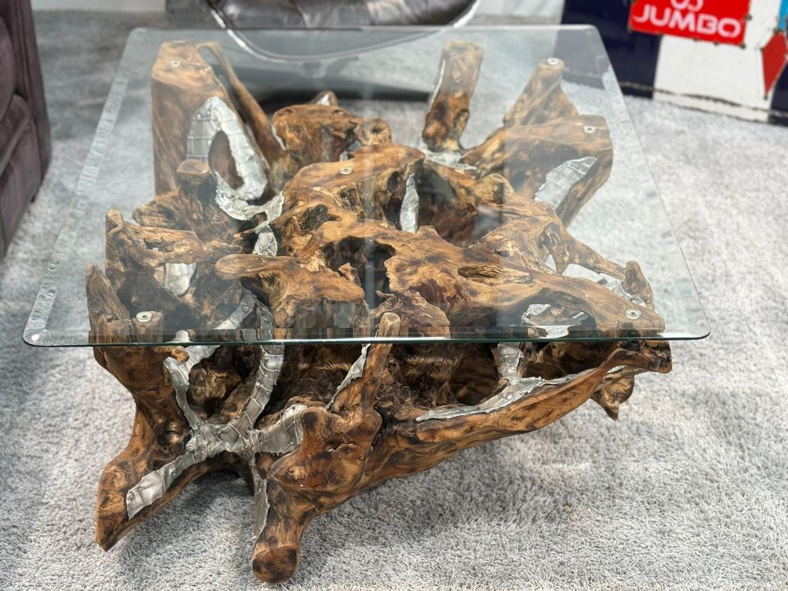 Baumwurzel Couchtisch Root aus Teakholz
